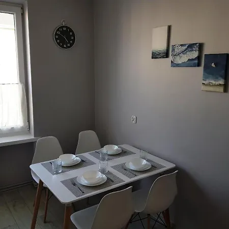 Sogdynia Apartament Przy Skwerze Kosciuszki Dla 2 + 2 Gdynia